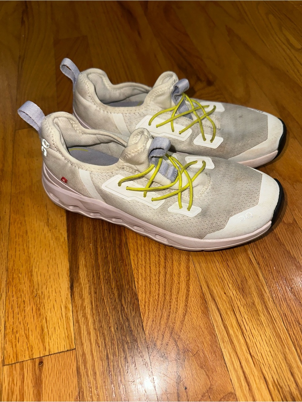 On Running Cloudleap Girls Size 3